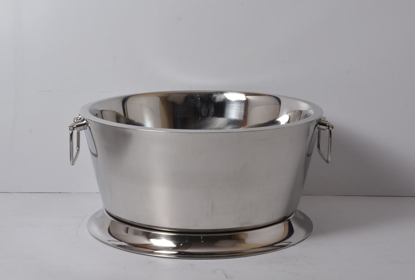 Stainless Steel Double Wall Beverage Tub Capacity - 21 Qtz